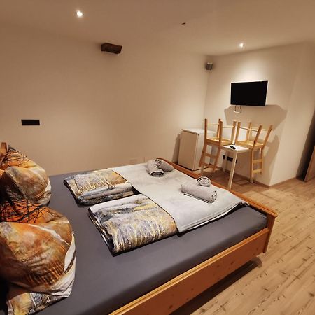 Appartements Hoepfl เวสเทนดอร์ฟ ภายนอก รูปภาพ