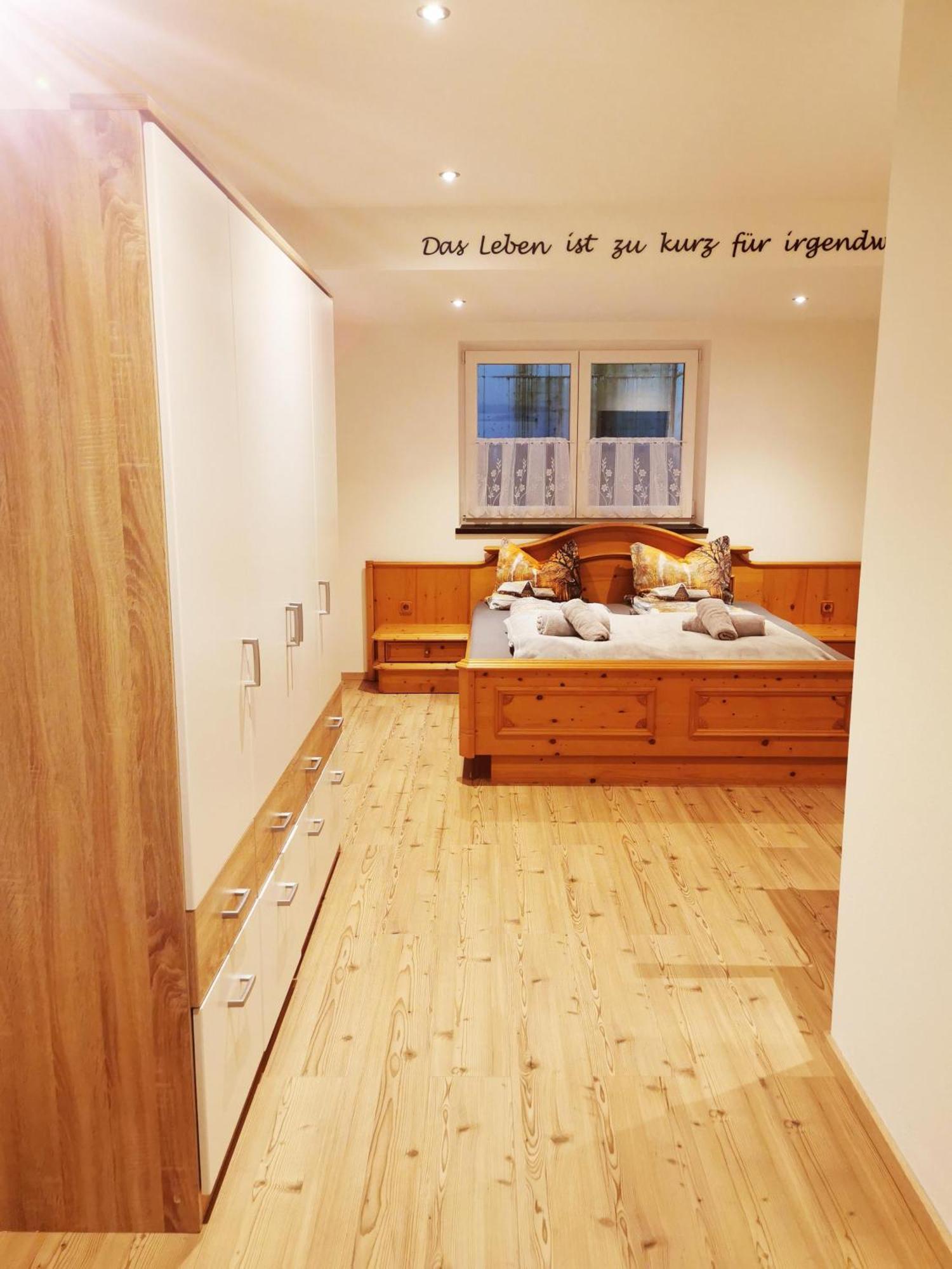 Appartements Hoepfl เวสเทนดอร์ฟ ภายนอก รูปภาพ